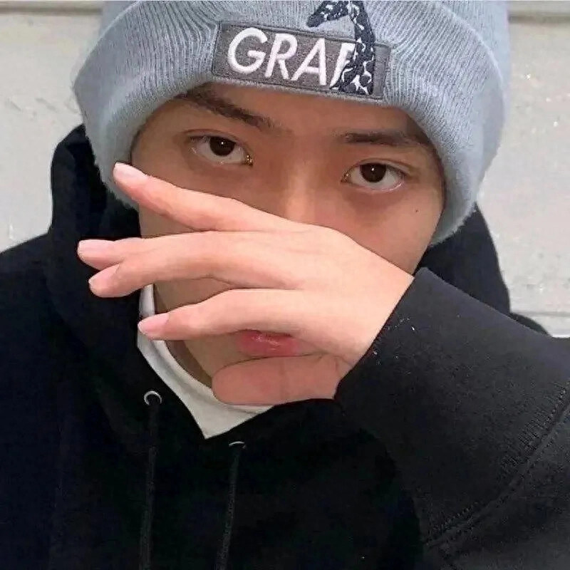2024最流行微信头像男(16张)