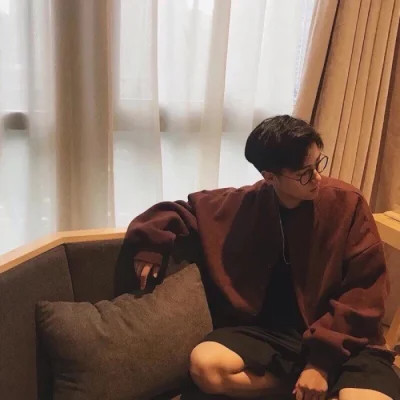 2024最新最好看的头像男(优选12张)