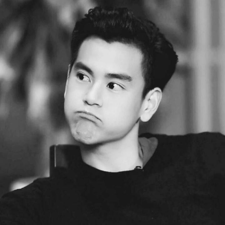 积极向上充满阳光的男生头像(12张)