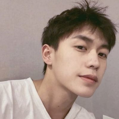 积极向上充满阳光的男生头像(12张)
