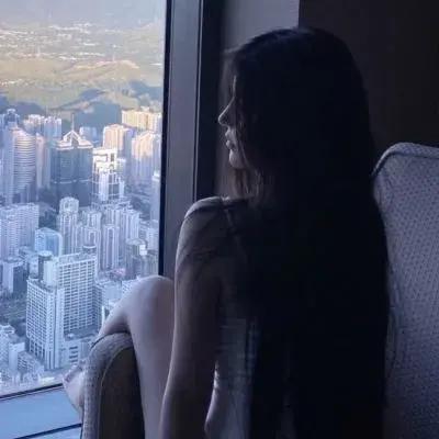 2024年最火头像高冷女生图片(优选12张)