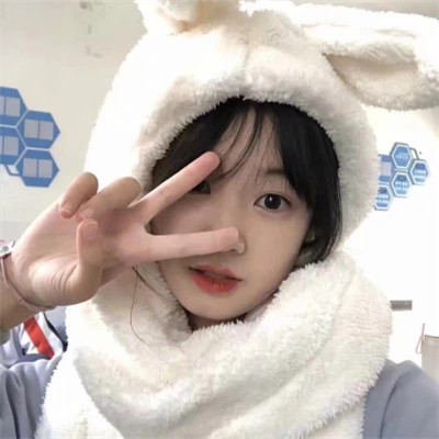 2024年最好看的女生头像高冷(精选12张)