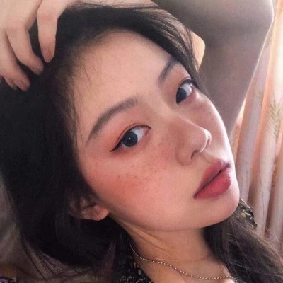 2024年最好看的女生头像高冷(精选12张)
