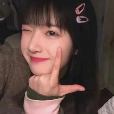 2024年最好看的女生头像高冷(精选12张)