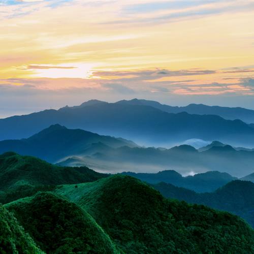 有气质的40岁女人头像风景(精选10张)